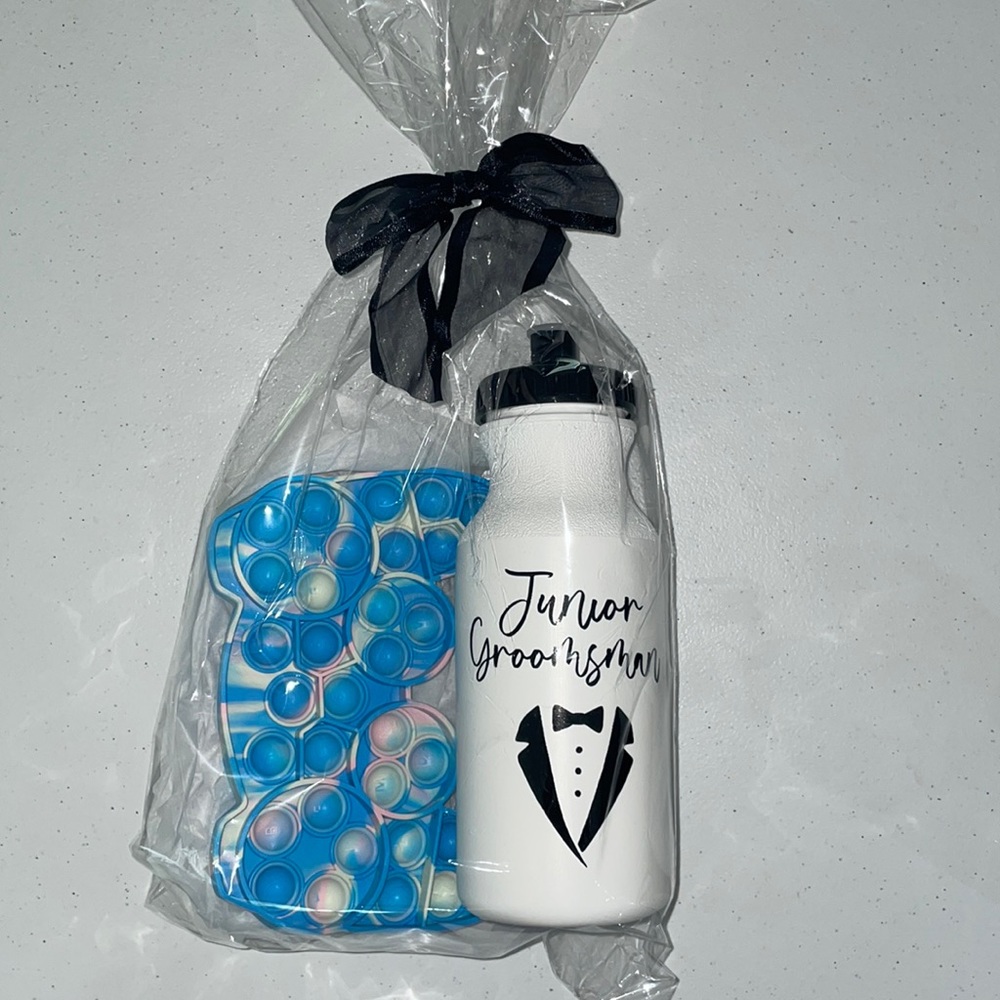Junior groomsman gift set